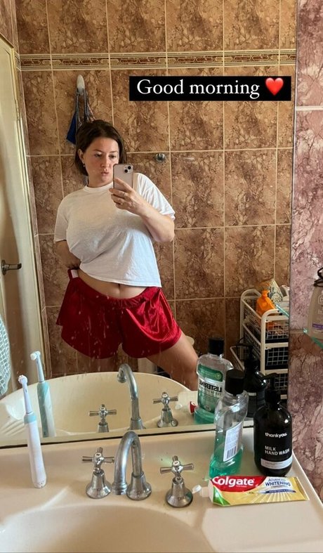 SliceOfSalami nude actress galleries