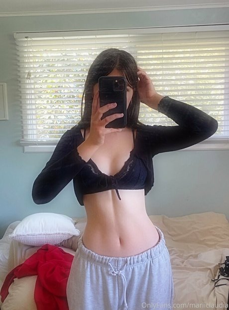 mariiclaudia exclusive model pictures