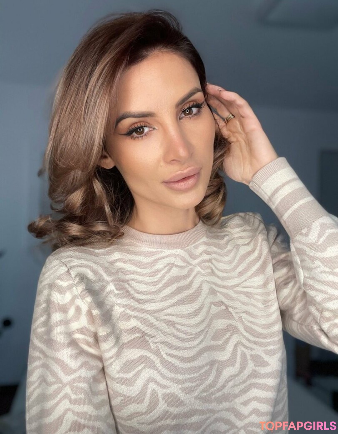 Liliemfc naked model pictures