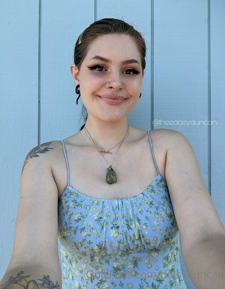 daisyduncan beautiful star archive