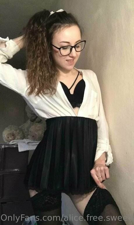 alice free sweets actress photos