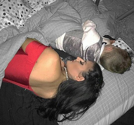 Jesy Lee erotic model galleries