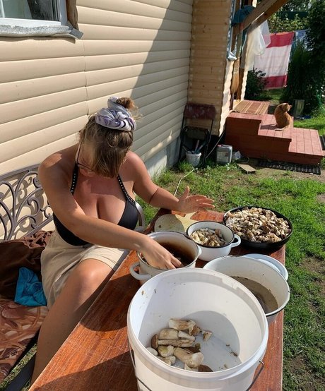 Veronika Ivanova model hot images