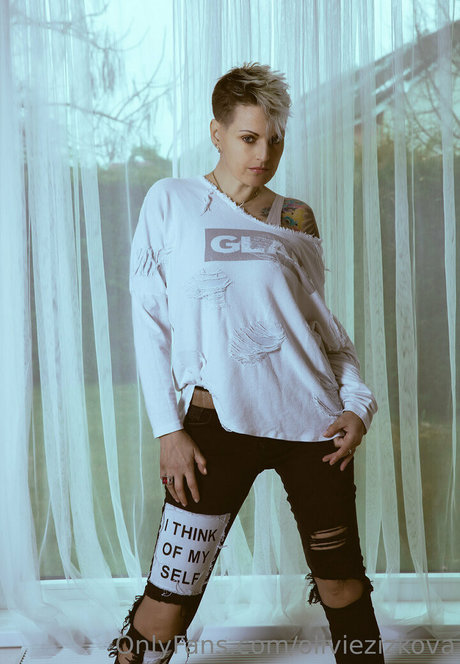 oliviezizkova beautiful star images