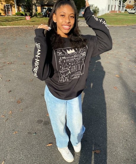 Elyse Rey erotic model pics