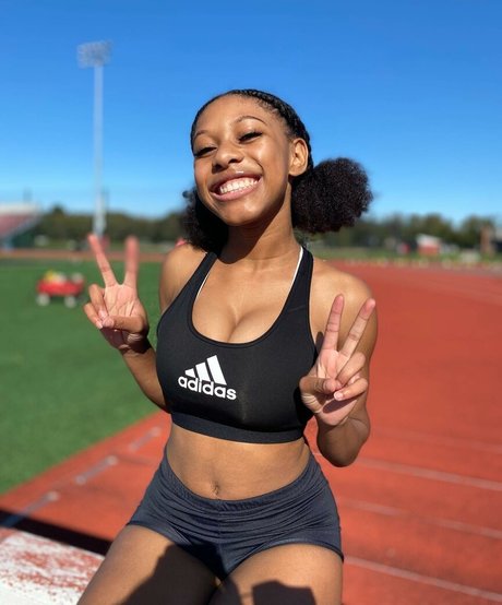 Elyse Rey best actress picture