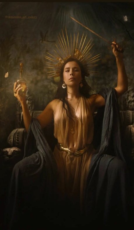 Charlie Danger hot actress img