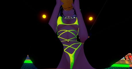 cybertrixxxie erotic pornstar img