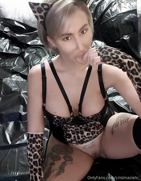 cristinacielo_ sexy star images