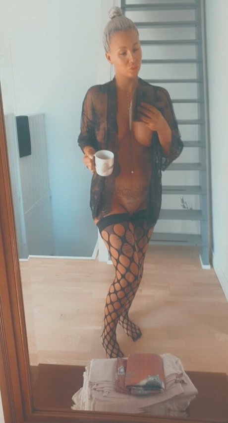 cristinacielo_ hd pornstar picture