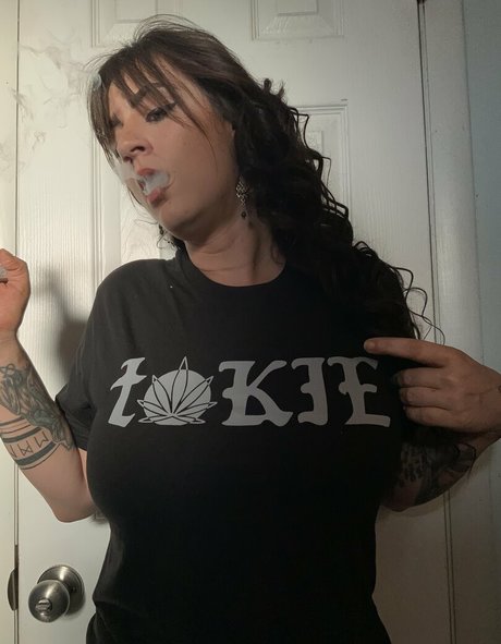 freyjaluv1 erotic model pics