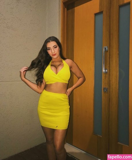 Molly Shield pornstar high quality galleries