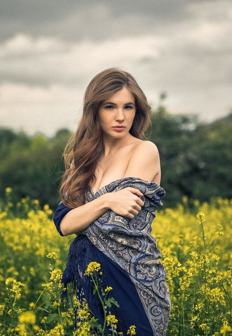 Anyutamoor pornstar sex pic