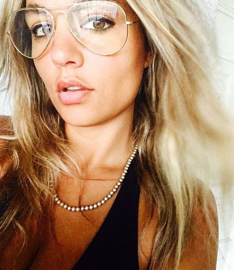 Acronopia high quality actress galleries