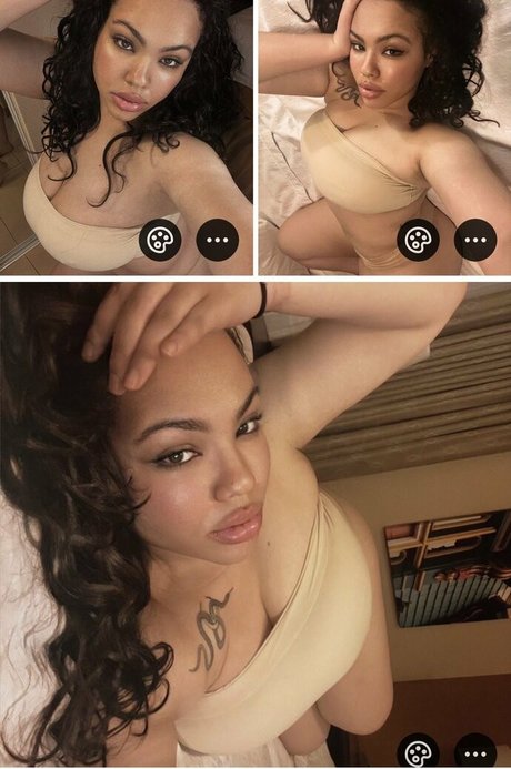 Teeee star erotic photo