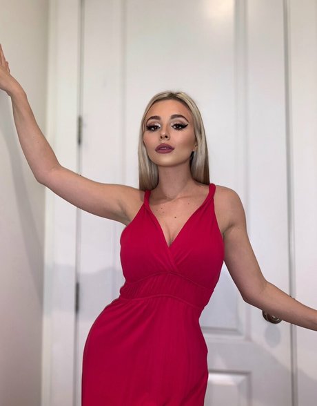 Martina Eliza porn star pictures