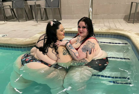 horny mature onlyfans beautiful naked galleries