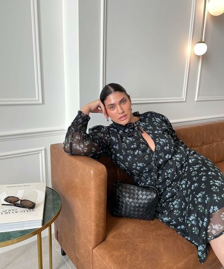 La Tecia Thomas star sexy galleries