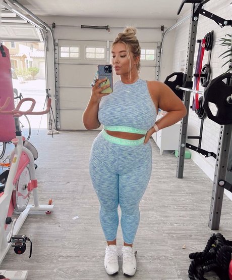 Taya Christian nice star images