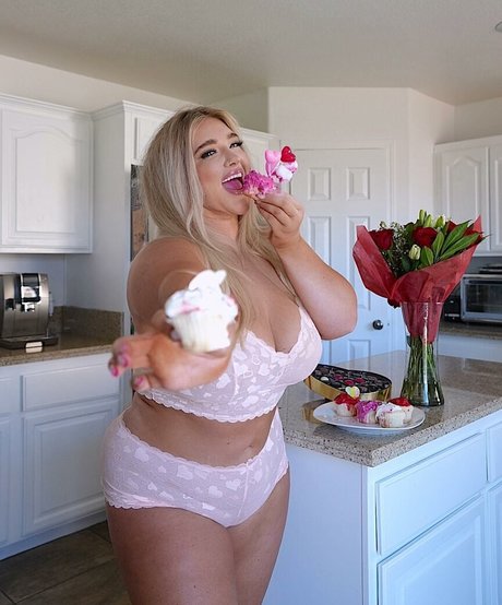 Taya Christian model sexy archive