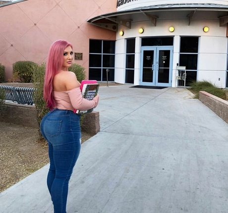 Taya Christian perfect model pictures