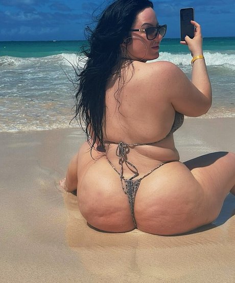 Anjadee model exclusive archive