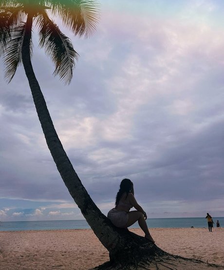 Anjadee pretty model img