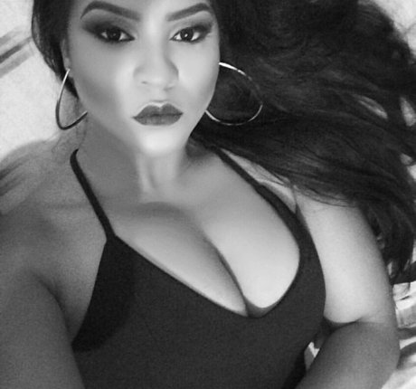 Toni Salina Chee Young model nude photos