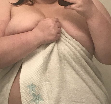 naked milf onlyfans naked image