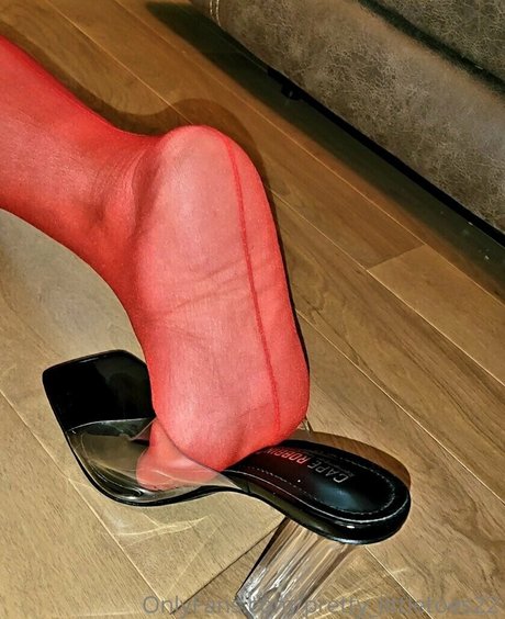 gym leggings onlyfans naked img