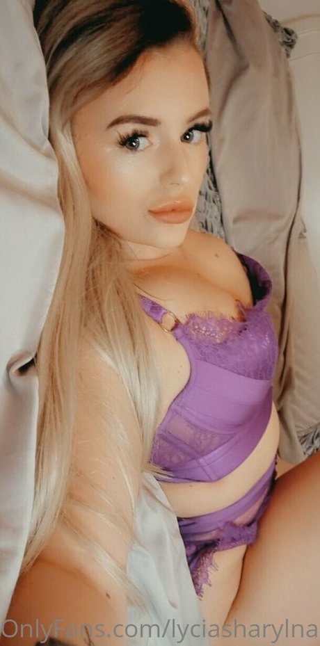 lyciasharylnaughtystyle perfect actress image