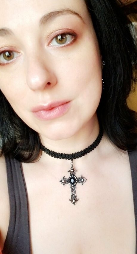 missmelonee star art archive