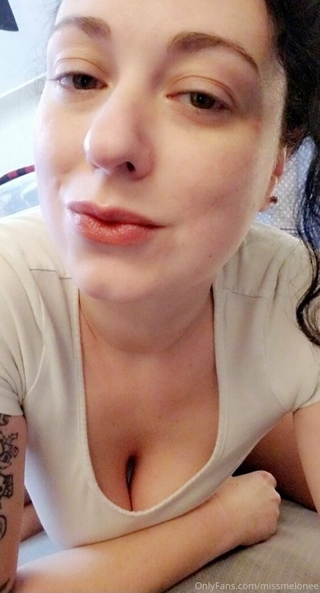 missmelonee star high quality image