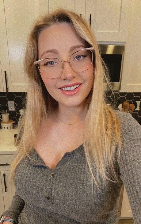 Cannibalqueen star xxx pictures