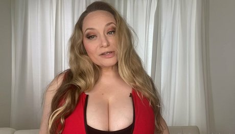 aidenstarr star erotic photo