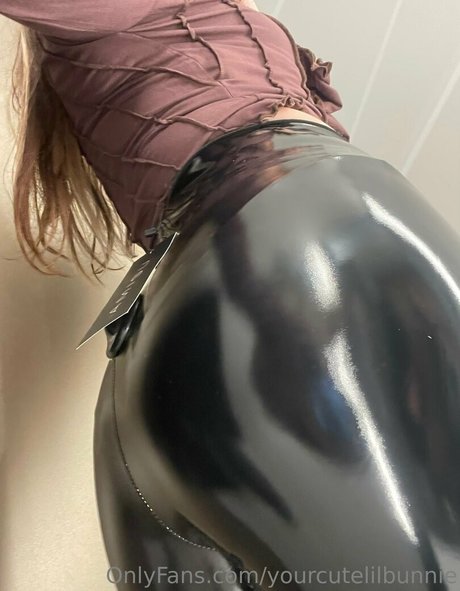 HotBunnieK model high quality img