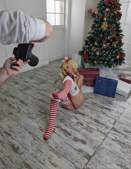 lallupyon nude model picture