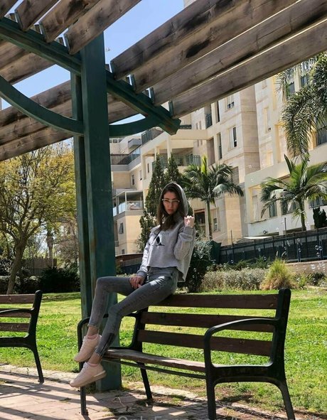 kris breath star high quality photo