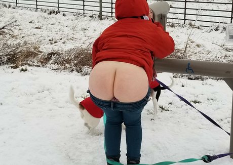 lunaluin model top pic