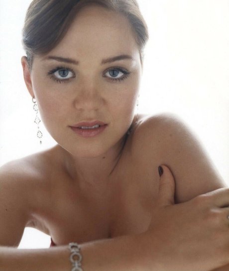 Erika Christensen pornstar photos