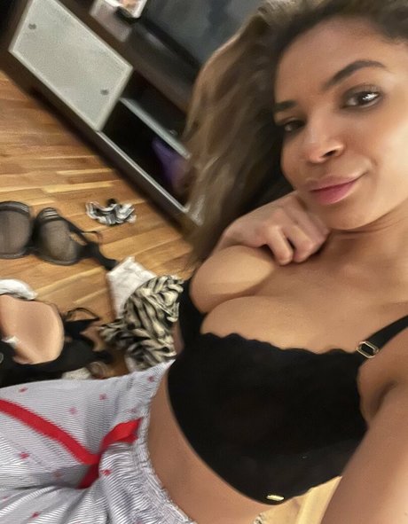 Jaygray2020 pretty pornstar photo