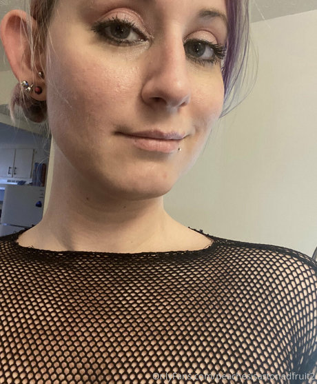 peachesisastonedfruit2 hd star pics