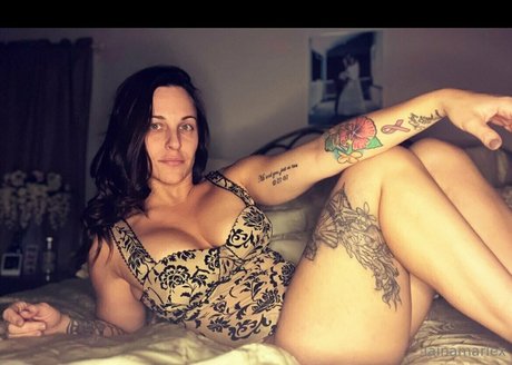 lainamariex adult actress pics