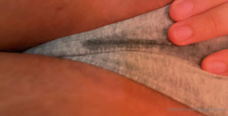 fuegomamas free model img