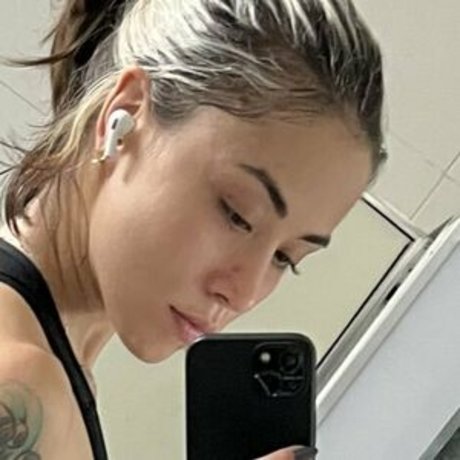 anaimoura art model gallery