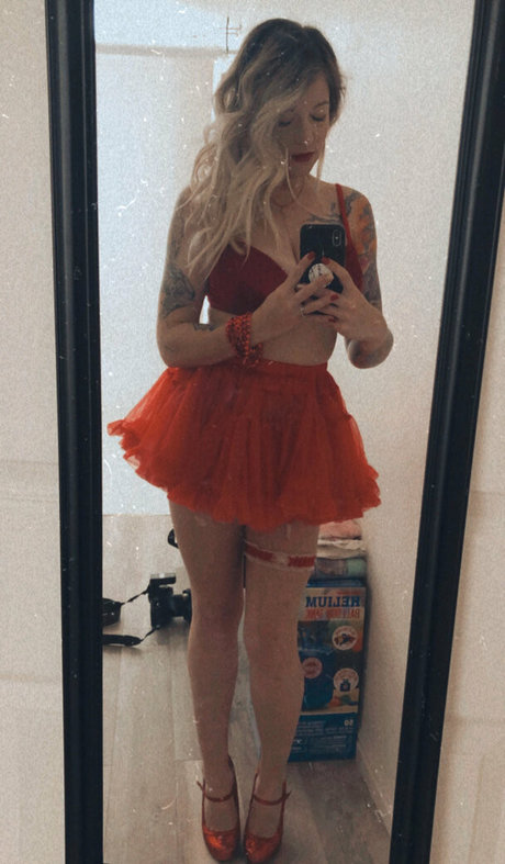 denalireese erotic model pictures