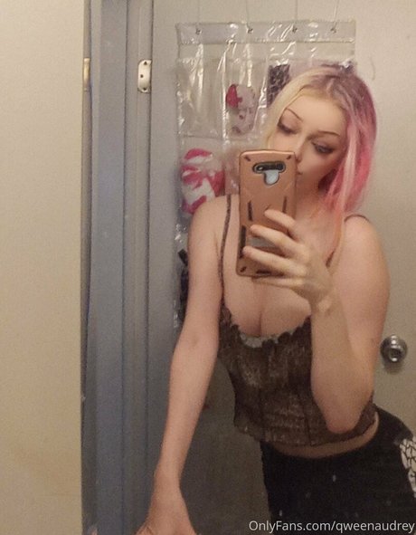 qweenaudrey star art galleries