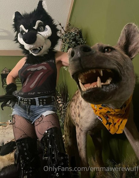 emmawerewuff art model galleries