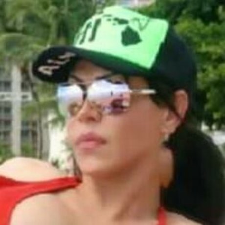 America LaRue hd model img