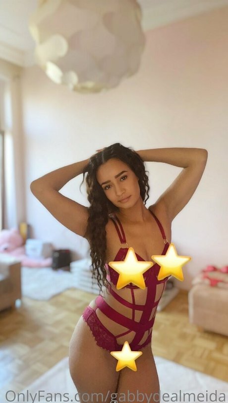 gabbydealmeida nudes actress pics